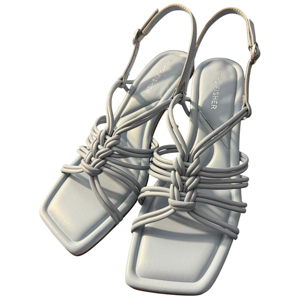 NEW Marc Fisher Women's Magnify 2 Open Toe Block Heel Sandals Powder Blue Size 8 - Picture 2 of 12